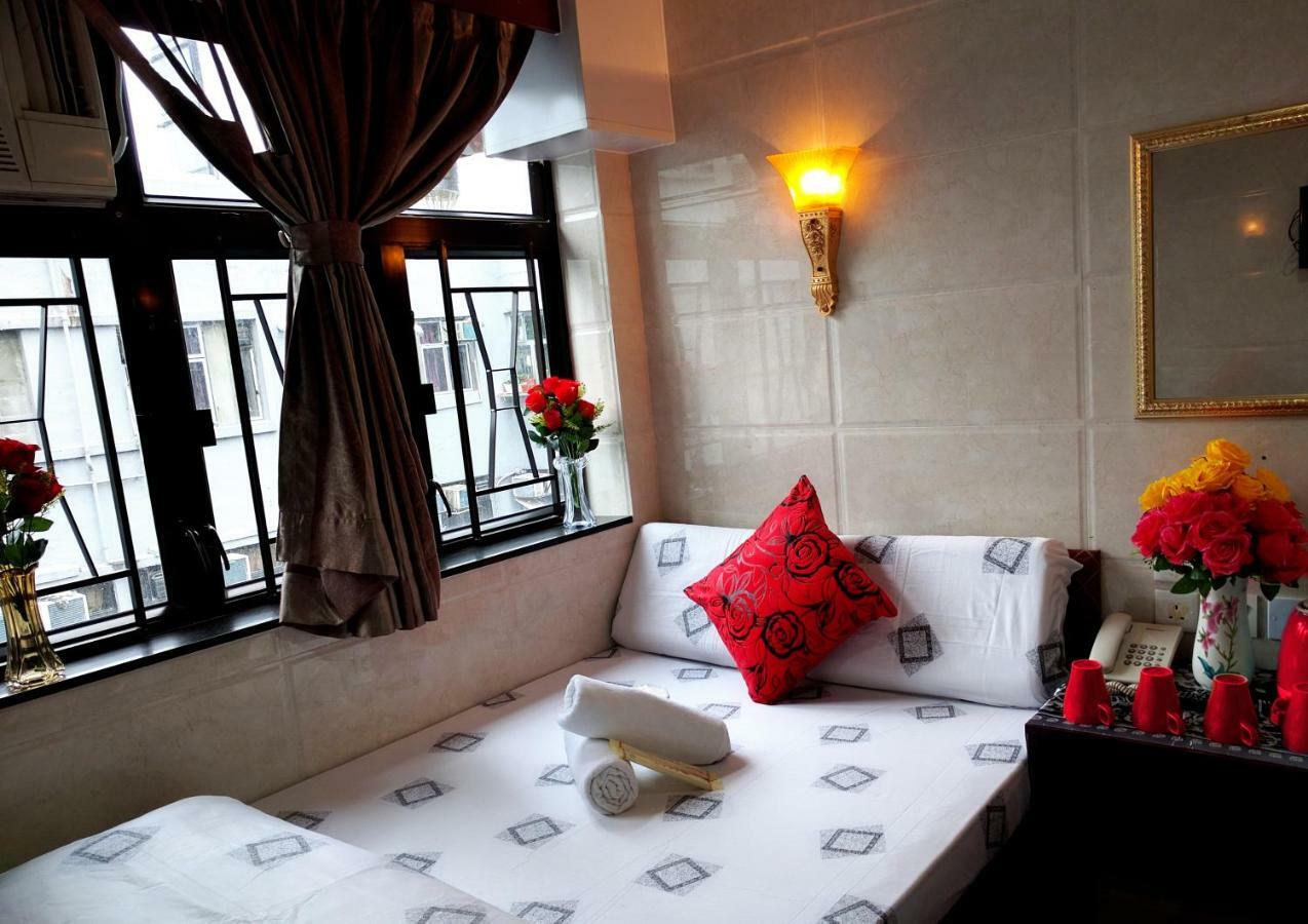 Hostel 16 Paris Guest House Block E Reception 10Th Floor Hong Kong Exterior photo